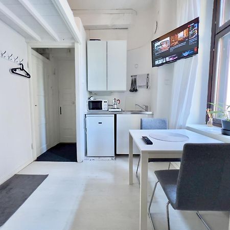 Dainty Central Apartment เฮลซิงกิ ภายนอก รูปภาพ