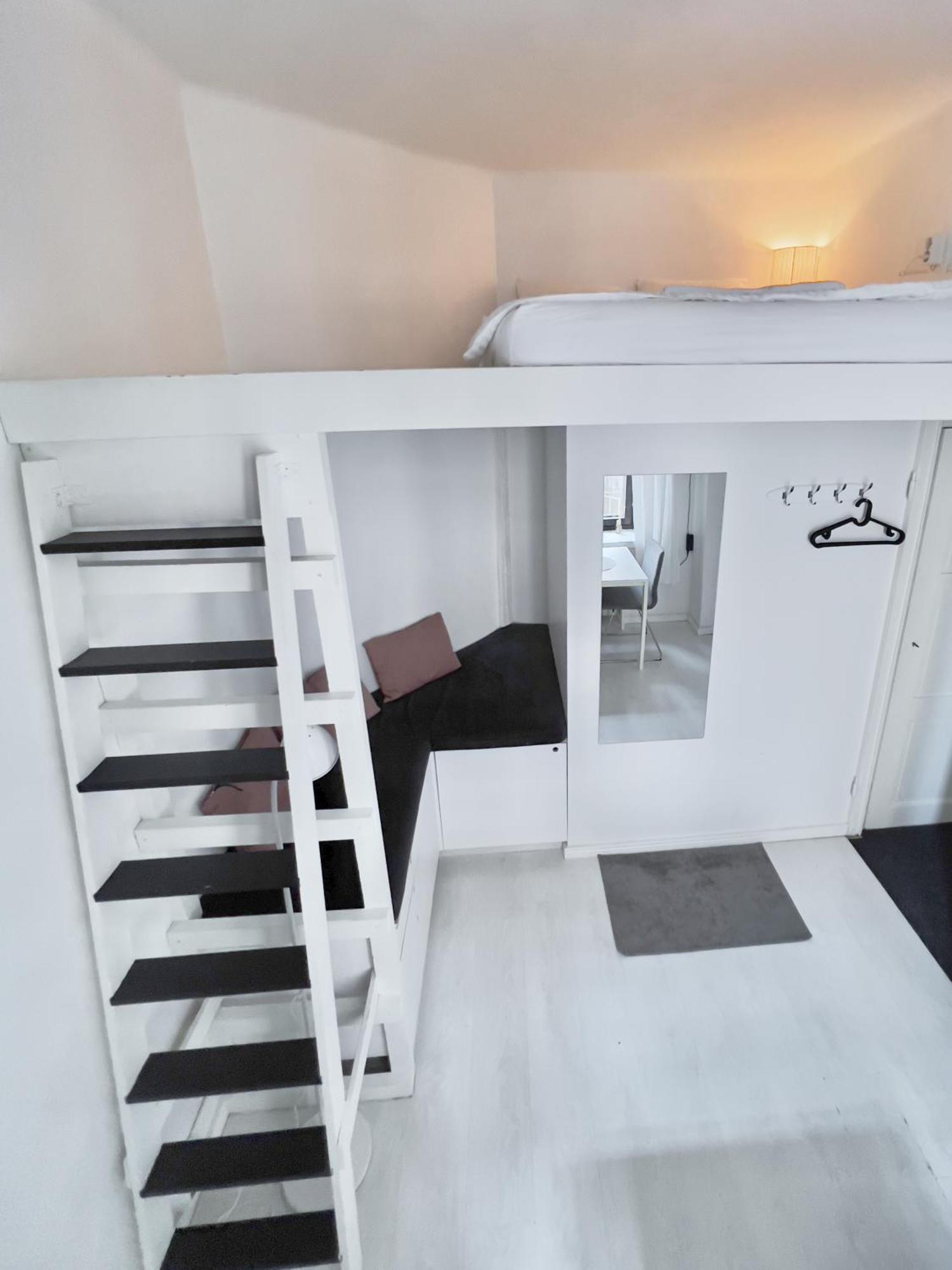 Dainty Central Apartment เฮลซิงกิ ภายนอก รูปภาพ