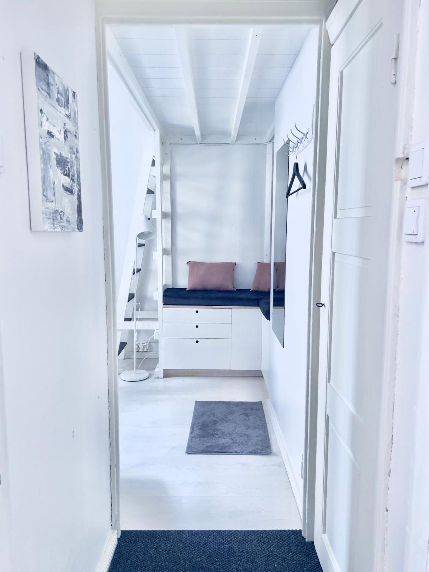 Dainty Central Apartment เฮลซิงกิ ภายนอก รูปภาพ